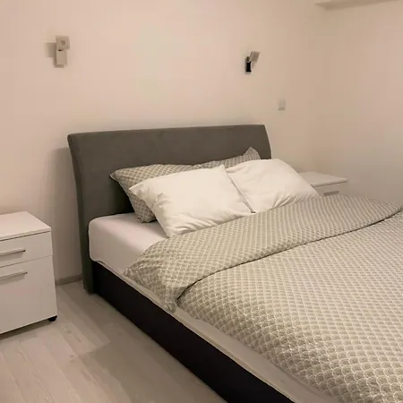 アパート Azra Hrasnica